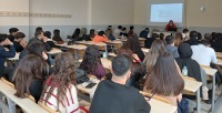 İşletme Yönetimi Programında “Staj Bilgilendirme ve Deneyim Paylaşımı” Etkinliği Gerçekleştirildi